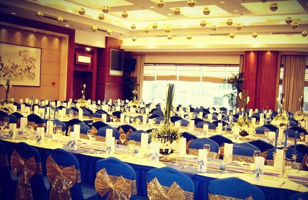 Yiwu Yi He Hotel Exteriör bild