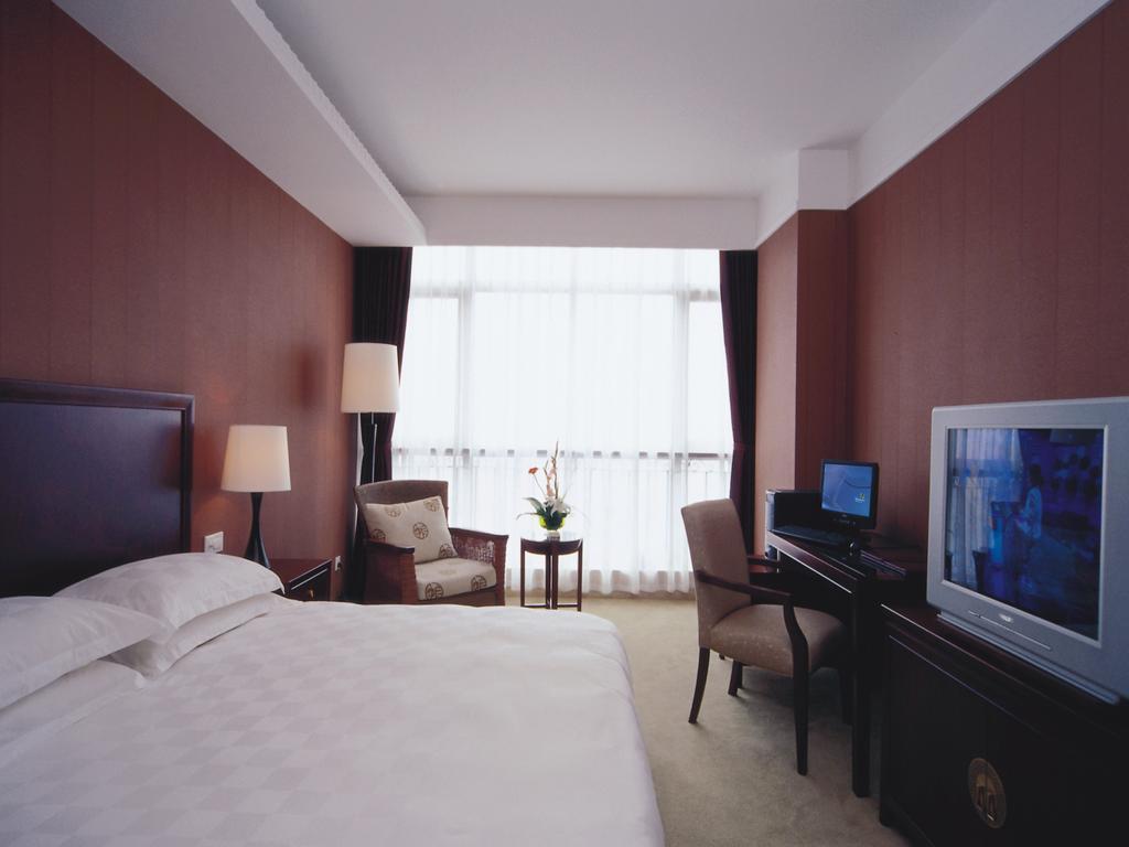 Yiwu Yi He Hotel Exteriör bild