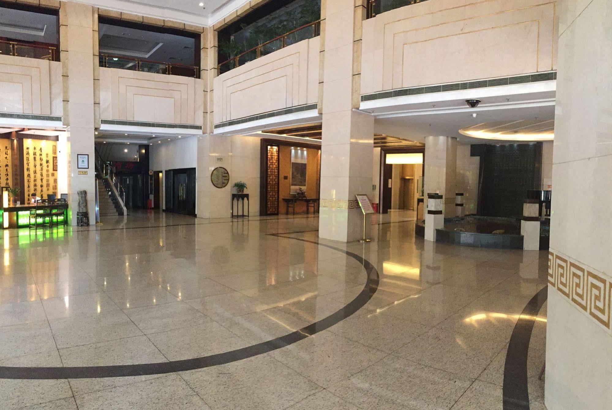 Yiwu Yi He Hotel Exteriör bild