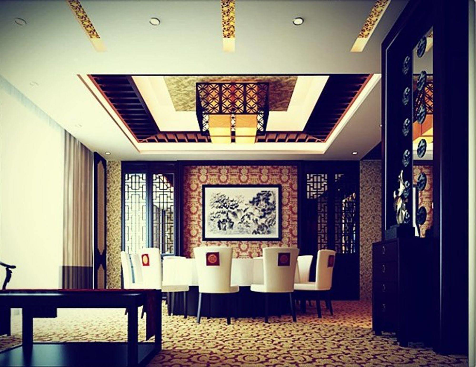 Yiwu Yi He Hotel Exteriör bild
